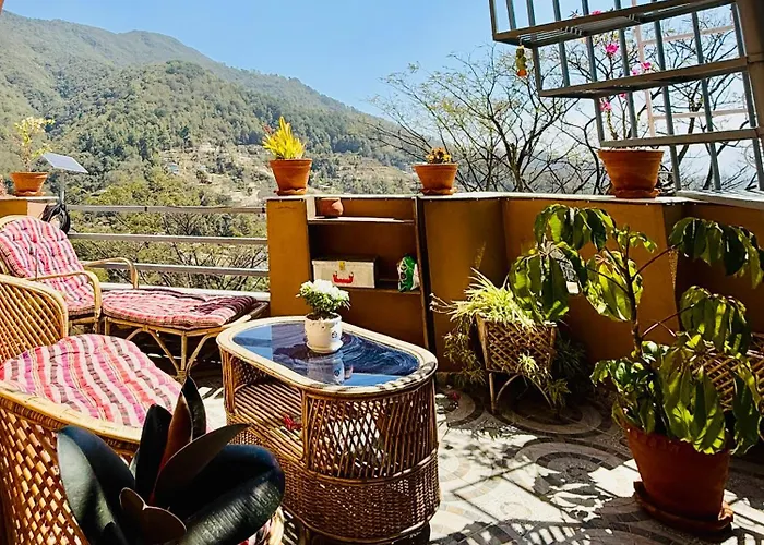 Perched On A Mountain Top, Breathtaking View Homestay